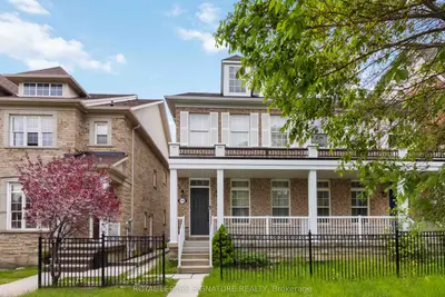 Semi-Detached in Mississauga