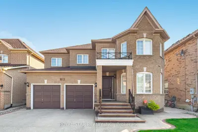 Detached in Brampton