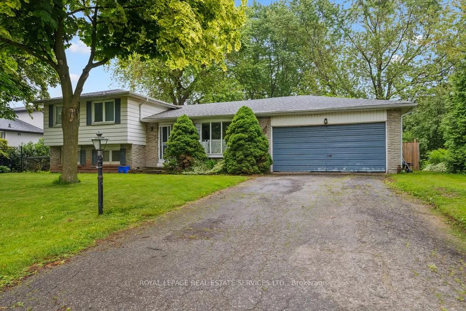 2138 Rebecca Street, Oakville, On L6l 2a5