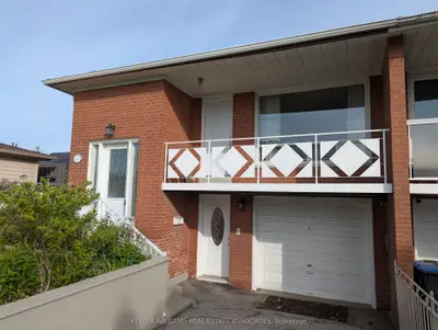 Semi-Detached in Mississauga