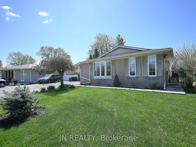 Detached in Brampton
