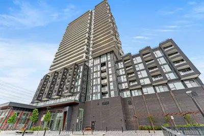 Condo Apartment in Brampton