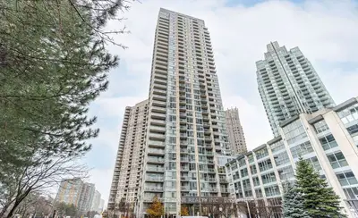Condo Apartment in Mississauga