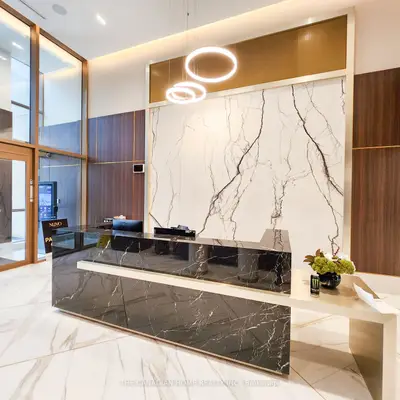 Condo Apartment in Oakville