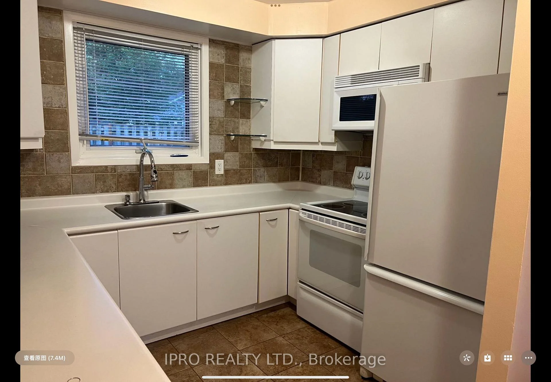 5 Onslow Court room#4, Oakville, ON L6H 1J2