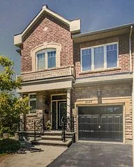2029 Lushes Avenue, Mississauga, ON L5J 1H3