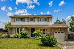 1820 Matena Avenue, Mississauga, ON L5J 1G3