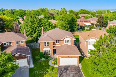 Detached in Oakville