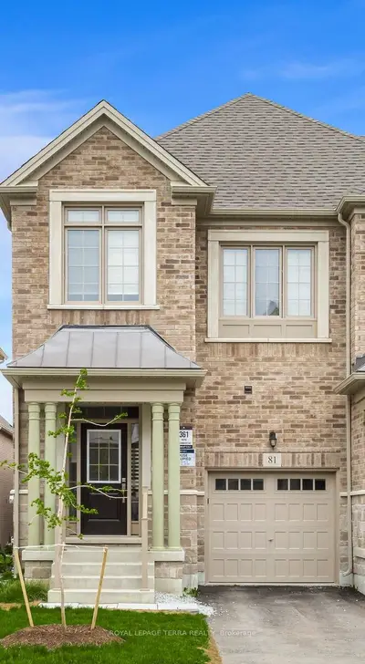 Att/Row/Townhouse in Brampton