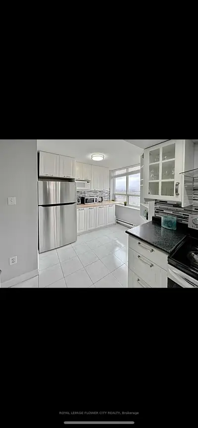 Condo Apartment in Brampton