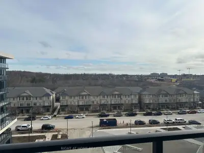 3220 William Coltson Avenue 704, Oakville, On L6h 7x9