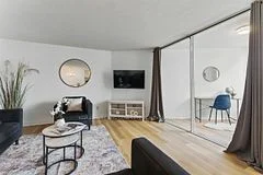 3700 KANEFF Crescent 1205, Mississauga, ON L5A 4B8