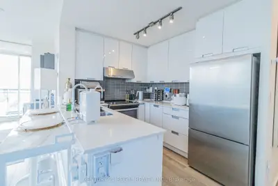 Condo Apartment in Mississauga