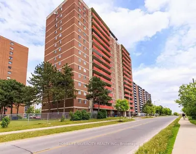 Condo Apartment in Toronto