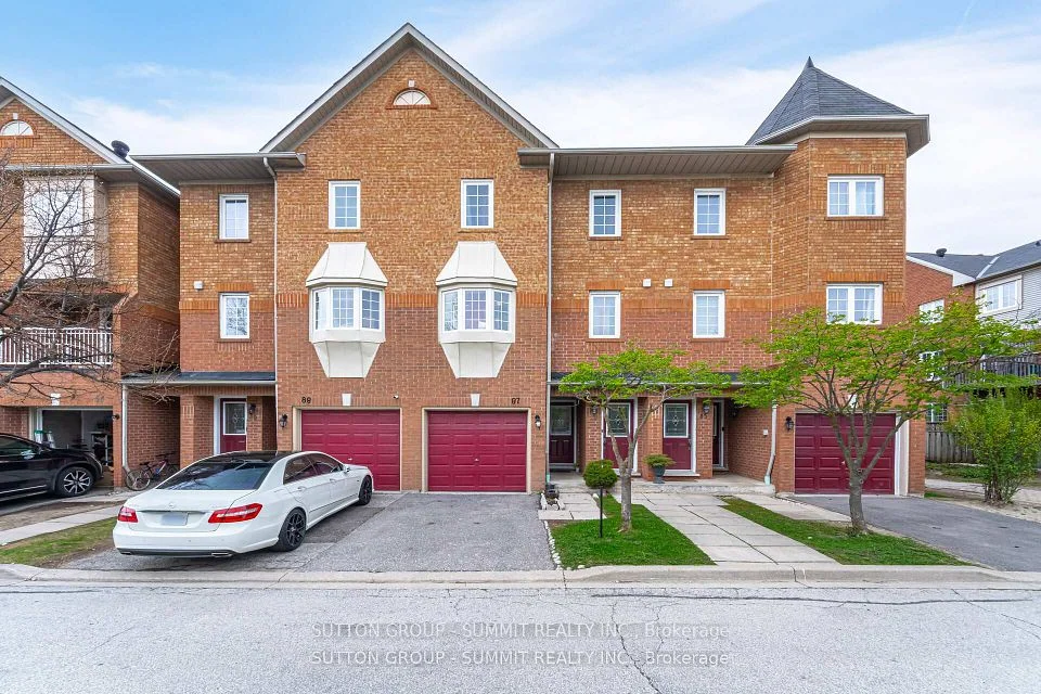 6950 Tenth Line 87, Mississauga, On L5n 6y1