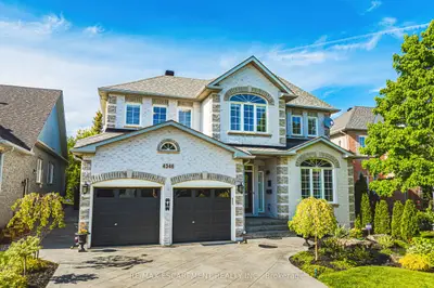 Detached in Burlington