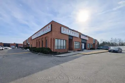 2901 Steeles Avenue 38, Toronto W05, On M3j 3a5