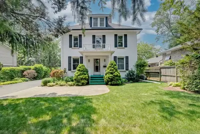 Detached in Oakville