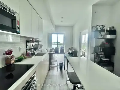 Condo Apartment in Mississauga