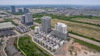 Condo Apartment in Oakville