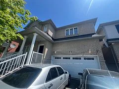 7 Sandway Drive, Brampton, ON L7A 2H3