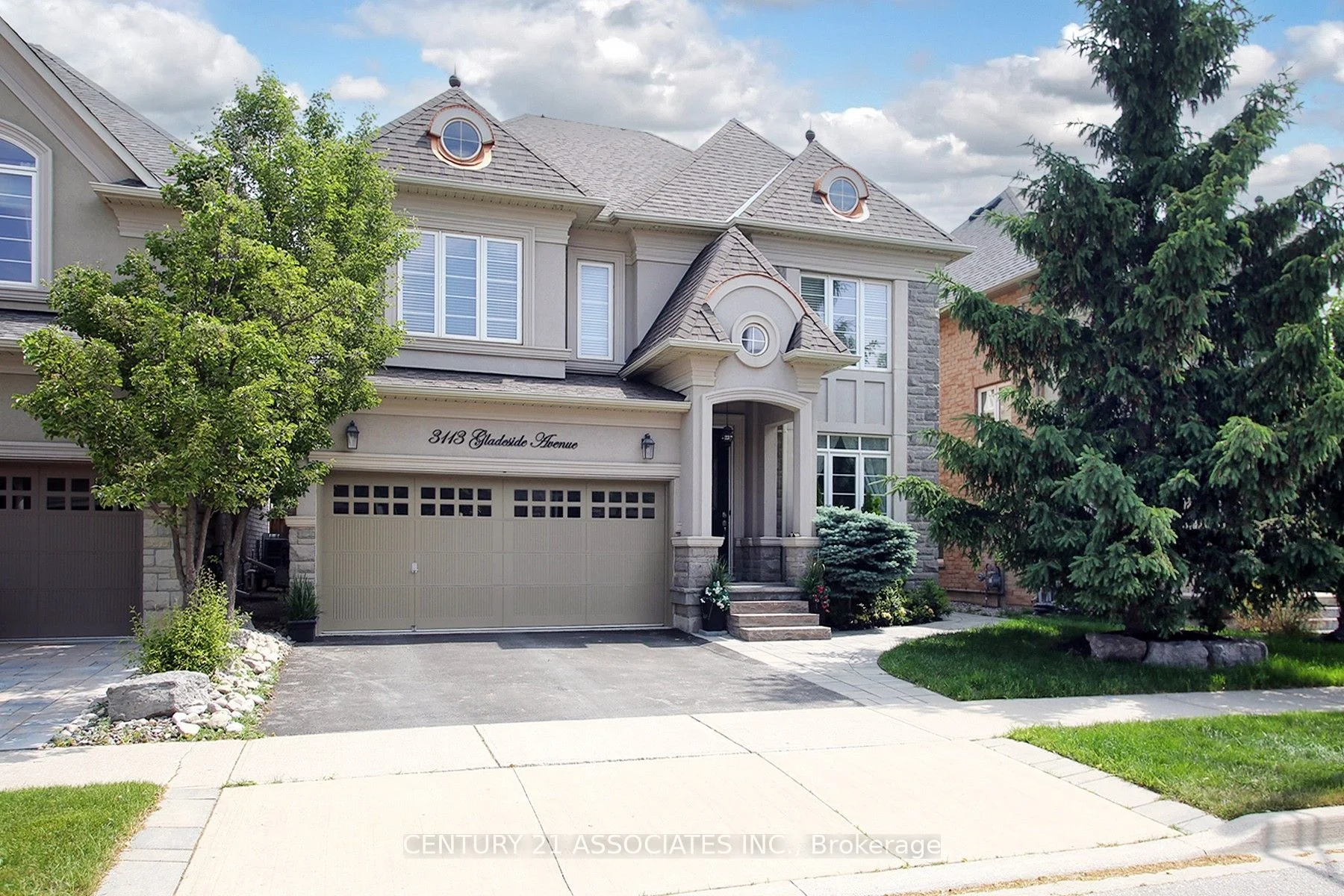 3113 Gladeside Avenue, Oakville, ON L6M 0P8
