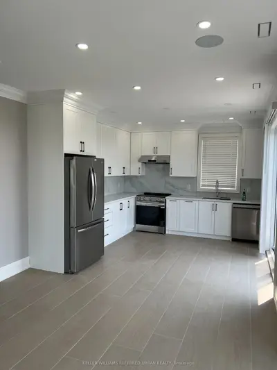 Duplex in Toronto