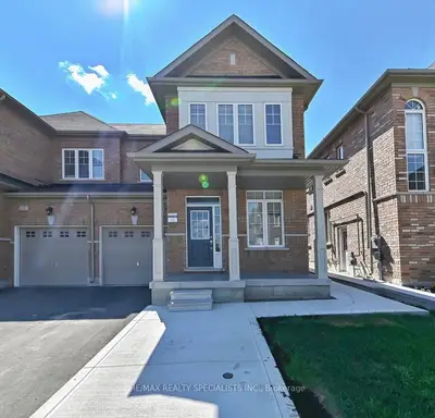 Semi-Detached in Brampton