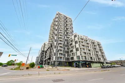 Condo Apartment in Oakville
