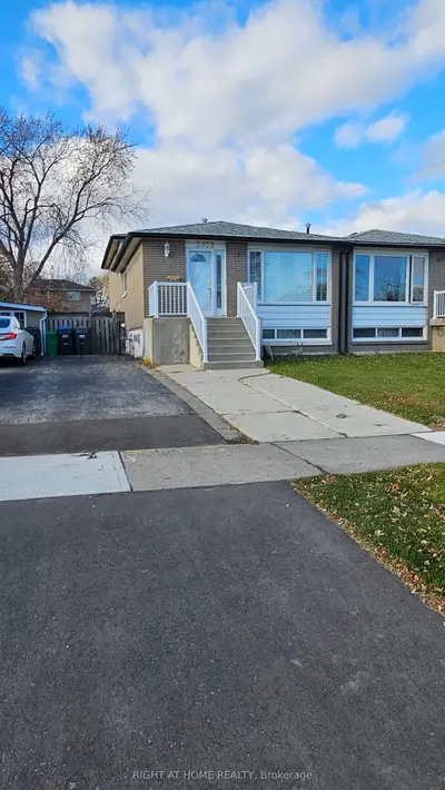2493 Harman Court Upper, Mississauga, On L5j 1t9
