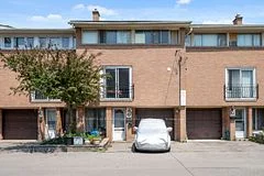 28 Enclave Mews, Toronto W05, ON M3M 3J6
