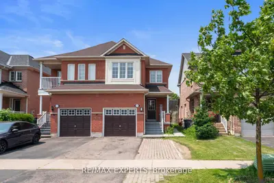 Semi-Detached in Mississauga