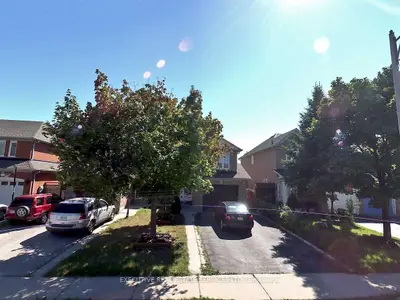 Semi-Detached in Brampton