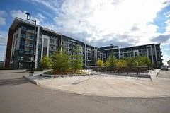 128 Grovewood Common 213, Oakville, ON L6H 0X3