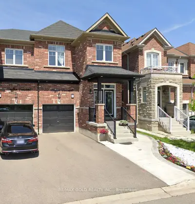Semi-Detached in Brampton