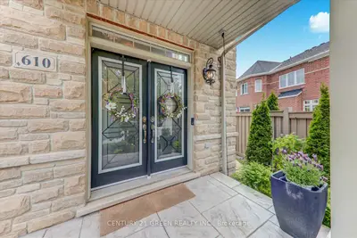 Detached in Milton