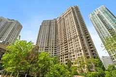 3888 Duke Of York Boulevard 628, Mississauga, ON L5B 4P5