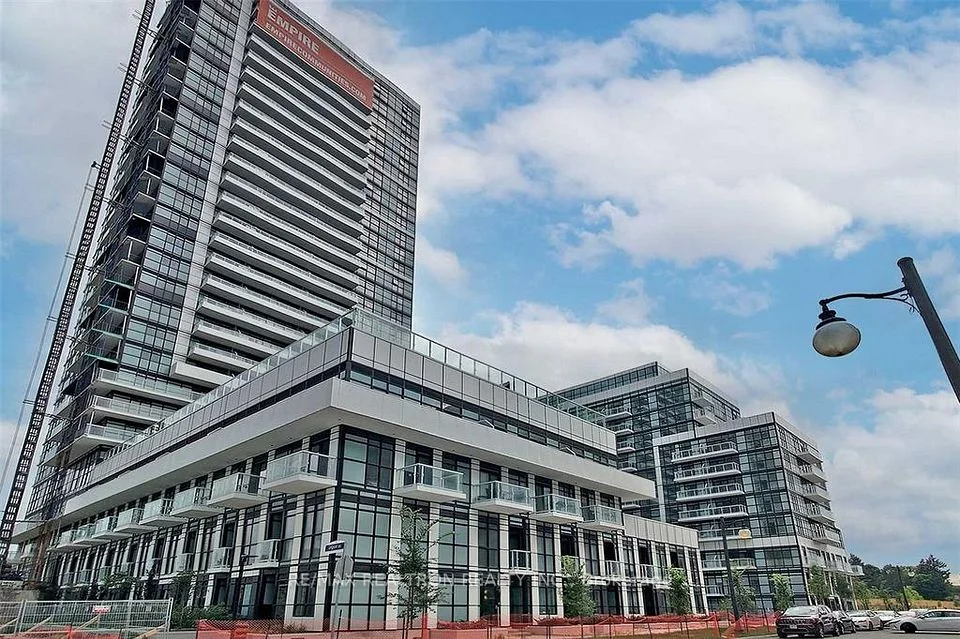 251 Manitoba Street 611, Toronto W06, On M8y 0c7
