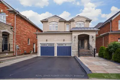 Detached in Brampton