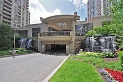 3888 Duke of York Boulevard 919, Mississauga, ON L5B 4P5
