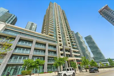 Condo Apartment in Mississauga
