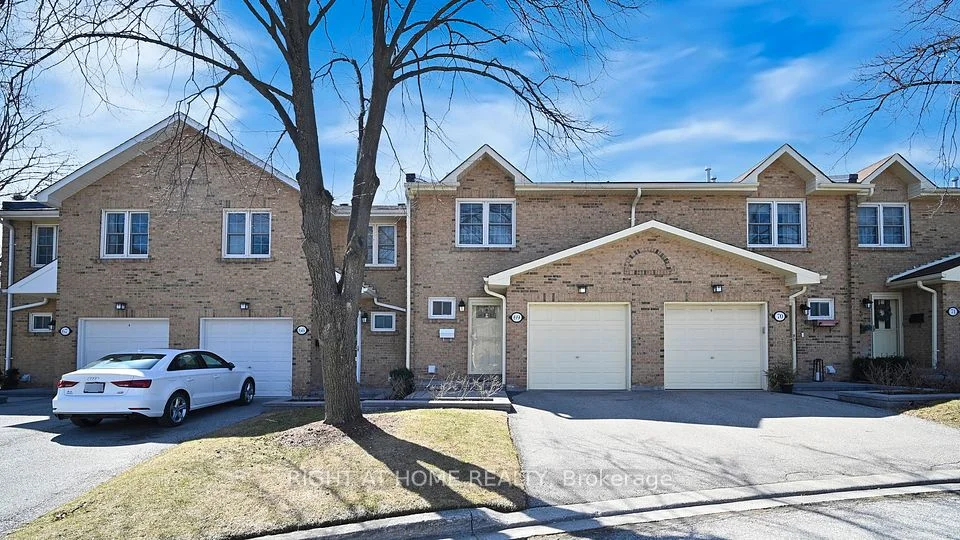 1951 Rathburn Road E 69, Mississauga, ON L4W 2N9