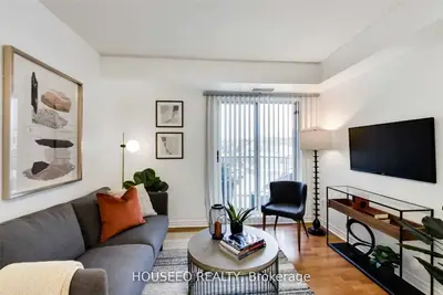 Condo Apartment in Toronto