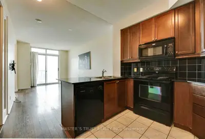 Condo Apartment in Mississauga