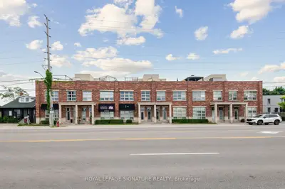 Condo Apartment in Mississauga