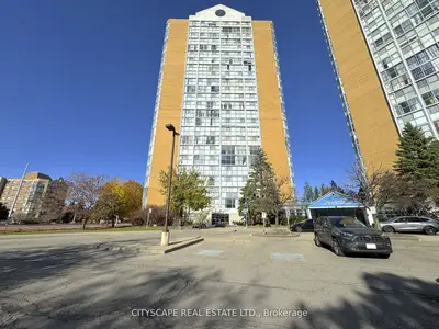 Condo Apartment in Mississauga