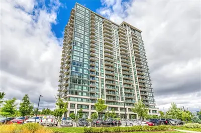 Condo Apartment in Mississauga
