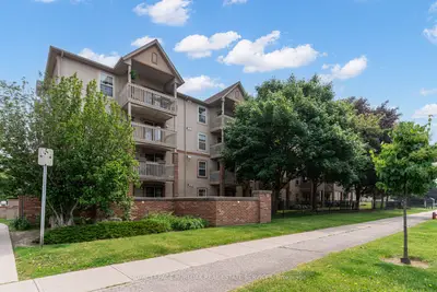 Condo Apartment in Burlington