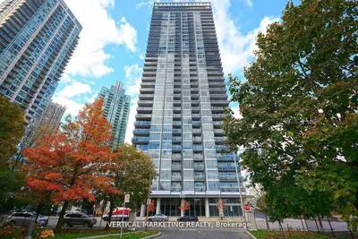 Condo Apartment in Mississauga