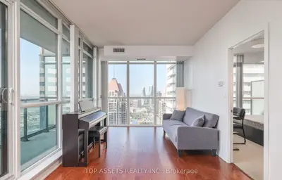 Condo Apartment in Mississauga